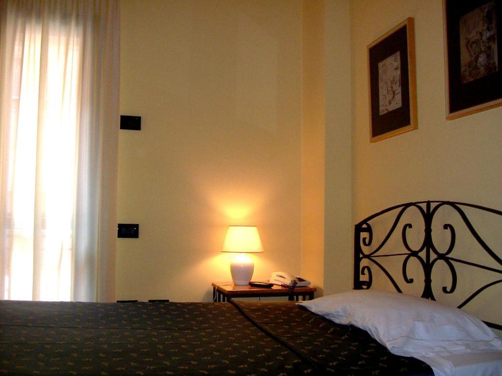 Hotel De Prati Ferrara Exterior foto